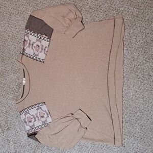 IN LOOM Bohemian Free Spirit style sweatshirt flow top, size LG